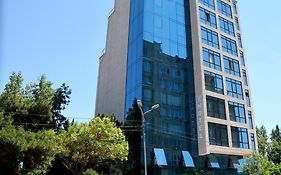 Отель L Plaza
